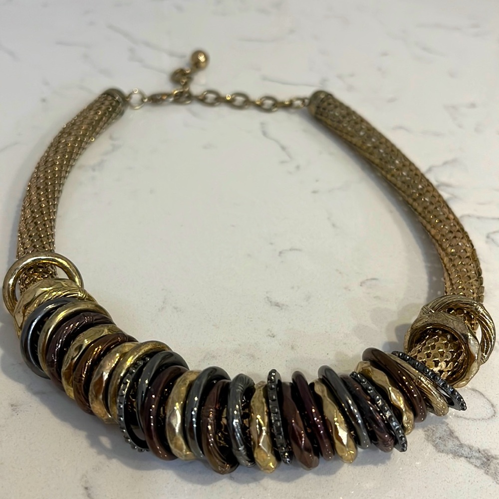 NORDSTROM NECKLACE WITH 31 RINGS ATTACHED